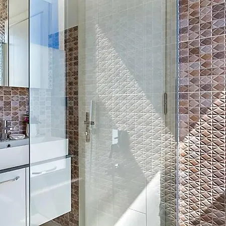 Sleeps 10 Pool Air Con Wifi Willa *